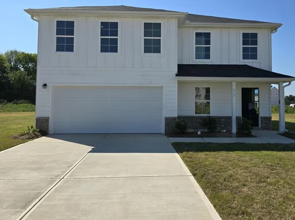 612 Leisure Pointe Rd, Macon, GA 31216