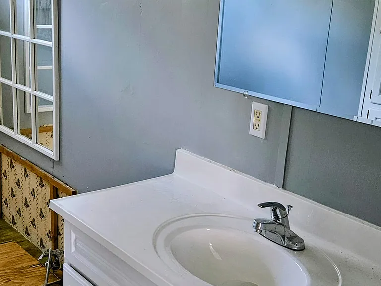 3842 Roy Webb Rd #4 — Photo 13