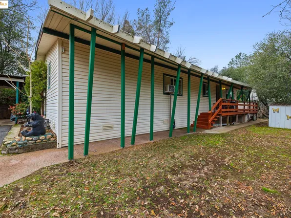 18641 Elm Ave, Tuolumne, CA 95379