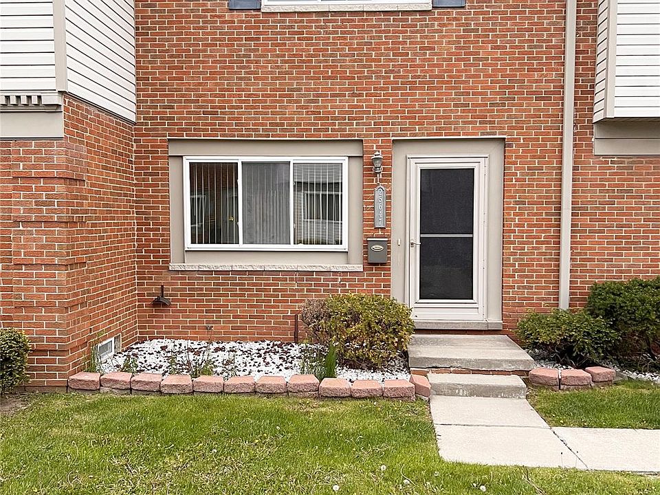 1st image of 25647 Salem St Unit 102