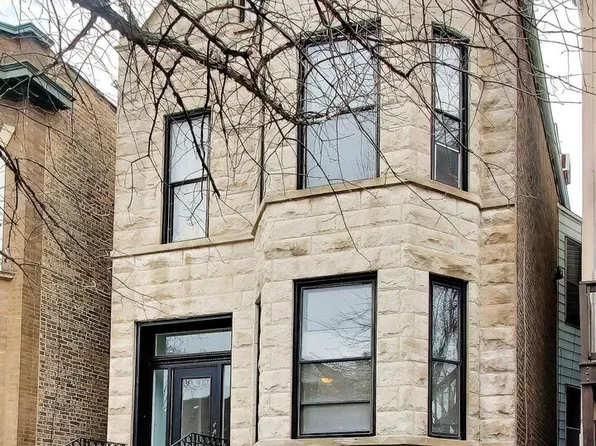 1322 W Barry Ave, Chicago, IL 60657