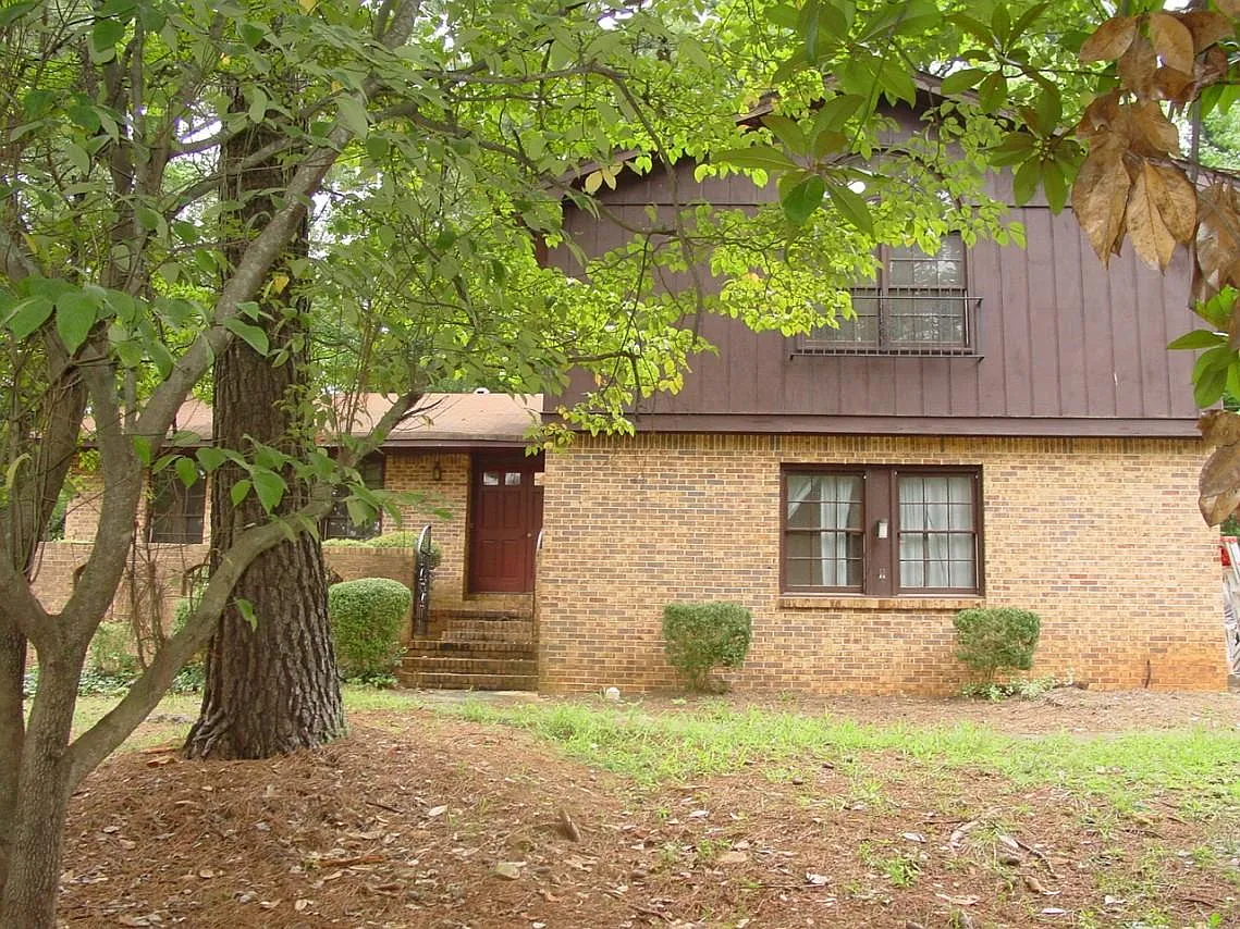 962 Bramwell Ct photo 1