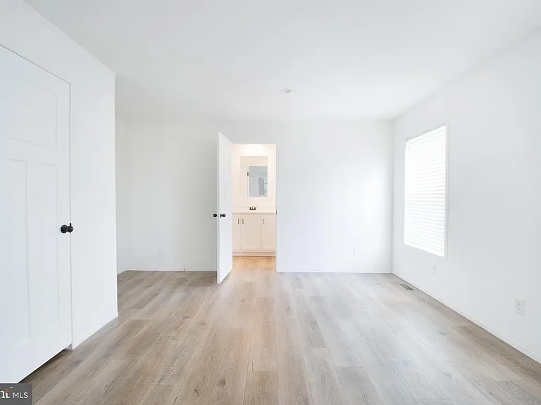 161 Carnation Dr #76 — Photo 13