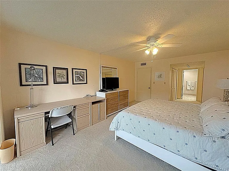 1460 Gulf Blvd #411 — Photo 21
