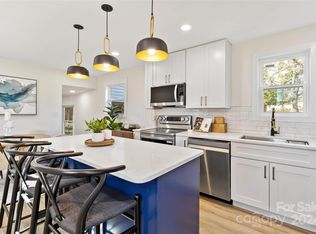 224 Smith Rd, Mount Holly, NC 28120