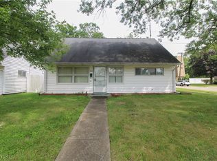 213 Oak Knoll St, Niles, OH
