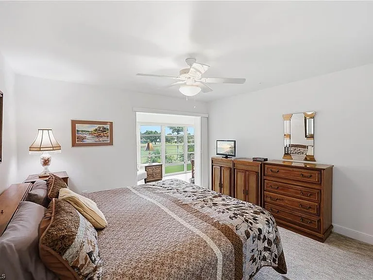 315 Saint Andrews Blvd #D38 — Photo 14