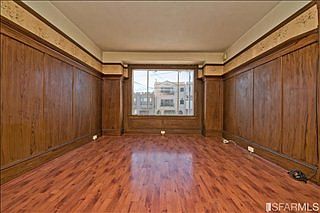 2nd image of 1654 Revere Ave