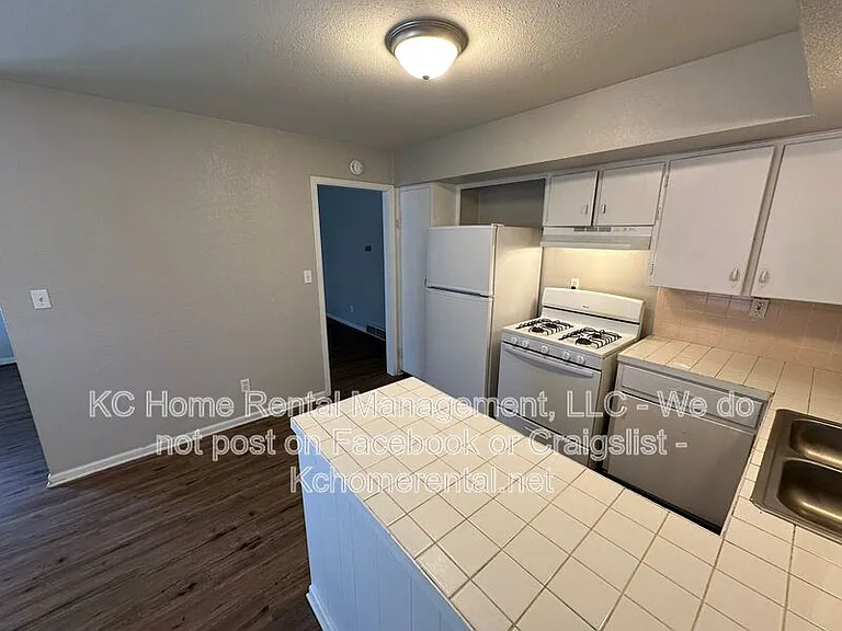 13428 Spring St #2 — Photo 15