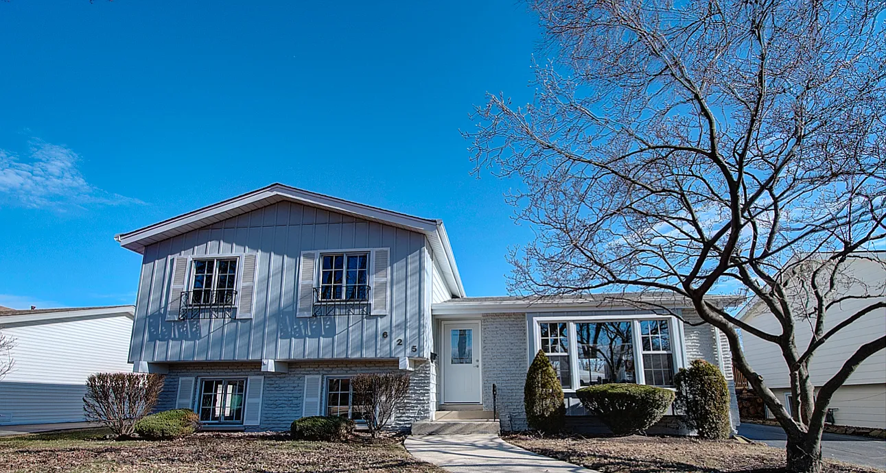 625 Chatham Ave photo 1