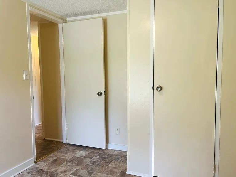 150 Hubbard Rd #2 — Photo 23