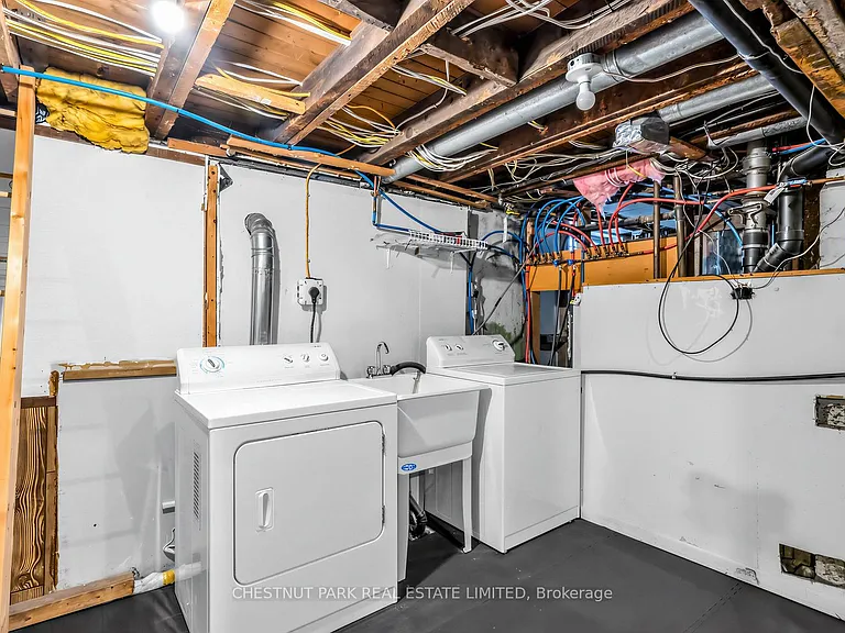 25 Kenworthy Ave — Photo 19