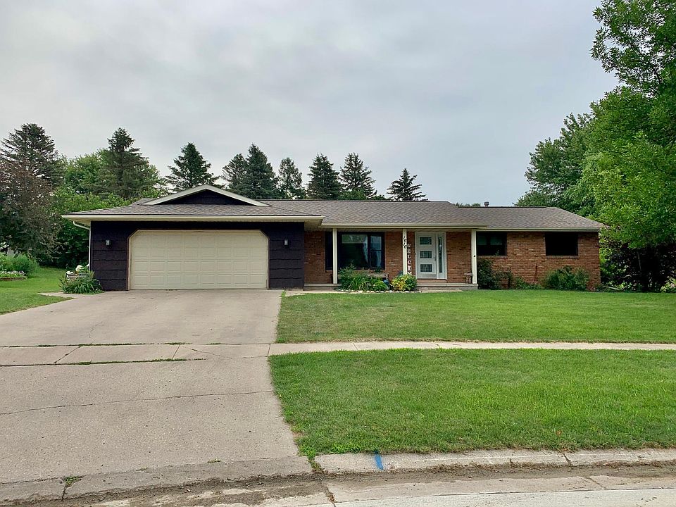 1st image of 1616 Pinewood Dr