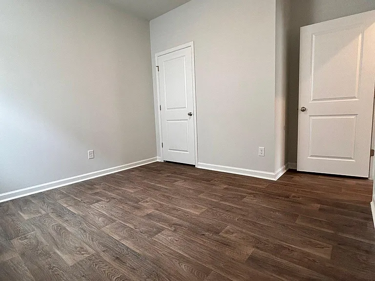 477 Lake Ridge Blvd — Photo 24