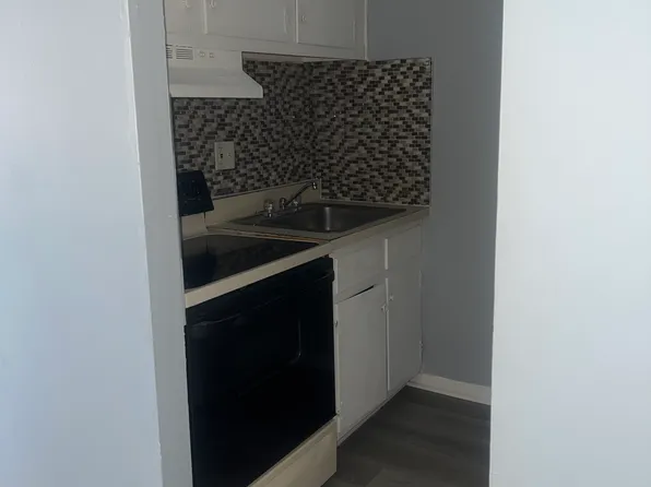 (undisclosed Address), Hartford, CT 06106