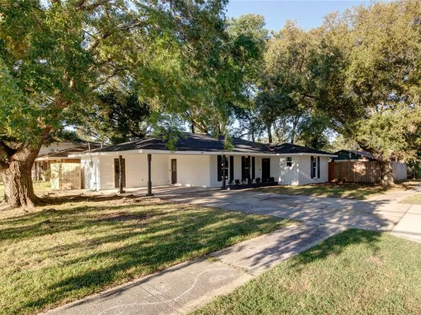 297 Nassau Dr, Slidell, LA 70458