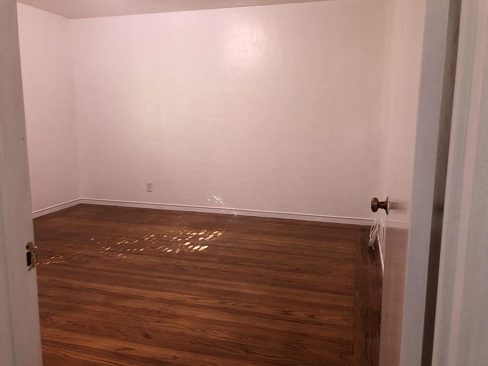 1st image of 938 Chula Vista Ave #938