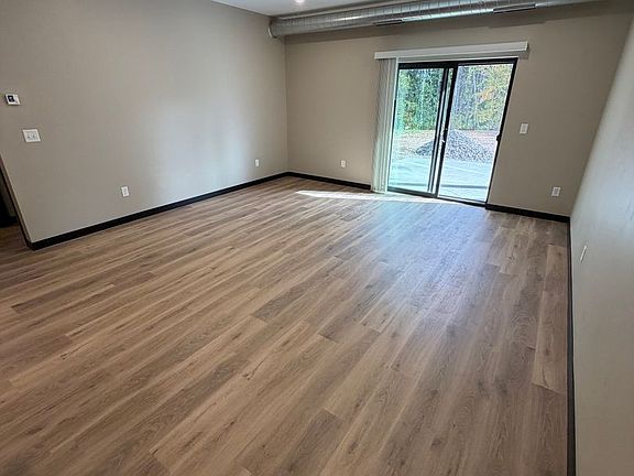 5th image of 4898 Stavanger Rd #102