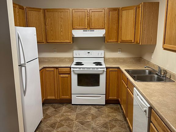 3rd image of 5012 4th Ave N #1