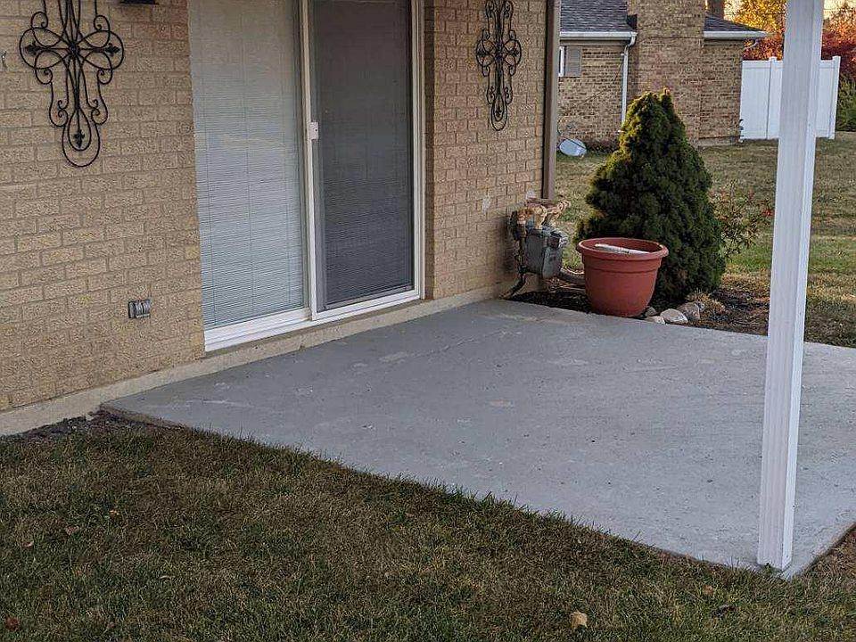 1st image of 7621 Maple Green Ct