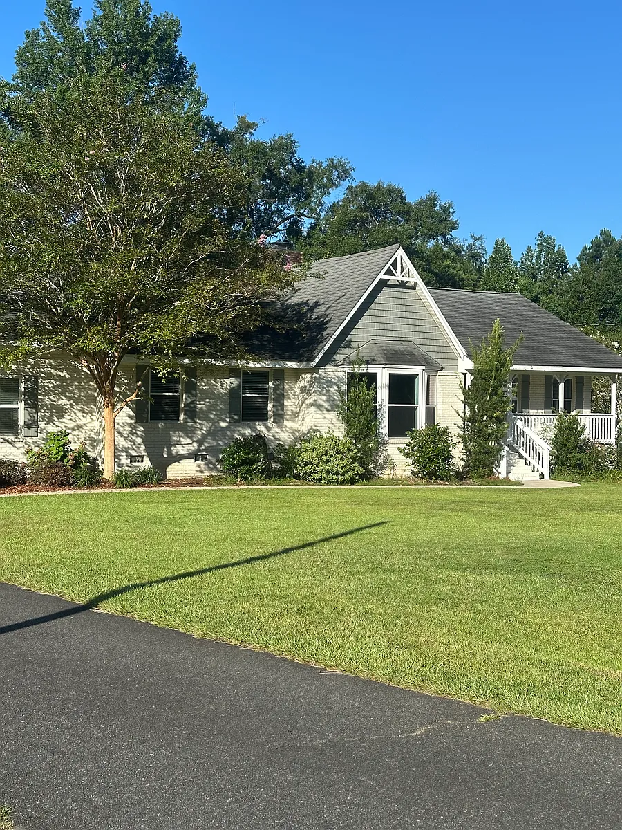 Building Photo - 111 Cardinal Ridge Rd