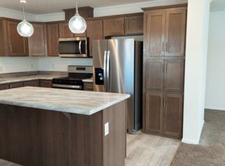 30086 Pineview Cir, Chesterfield, MI 48051