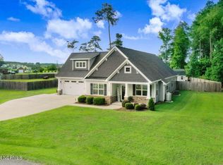 115 Barringer Dr, La Grange, NC 28551