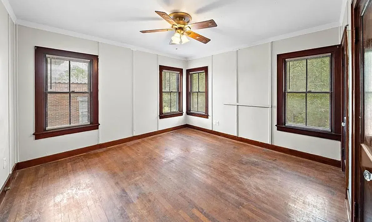 2 bed, 5938 sqft, $1,285 — Photo 3