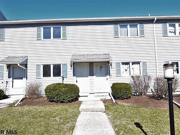 2nd image of 7 Fredericksburg Ct