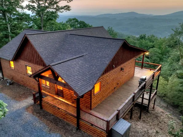 41 Pinnacle Point Pl, Mineral Bluff, GA 30559