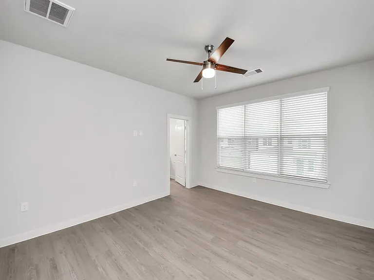 7411 Leighton Meadow Ln — Photo 30