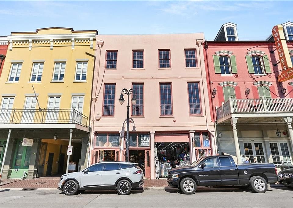 1st image of 425 Decatur St