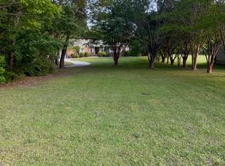 512 Greenfield Pl, Sneads Ferry, NC 28460