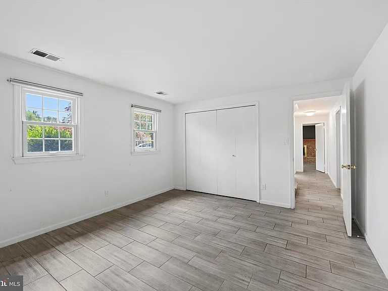905 Carole Ct SE — Photo 24