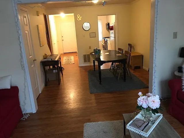 1174 N Vermont St — Photo 35