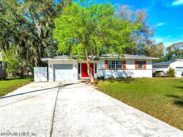 6545 Newcastle Rd — Photo 2