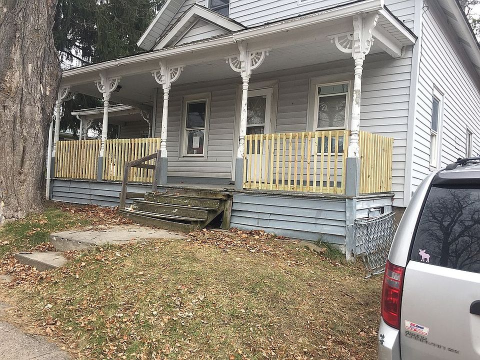 40 S Pearl St, Malone, NY 12953 Zillow