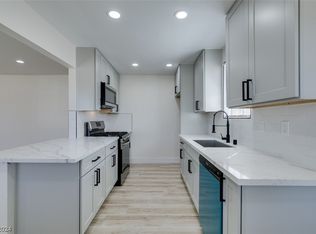 5129 Mountain View Dr, Las Vegas, NV 89146