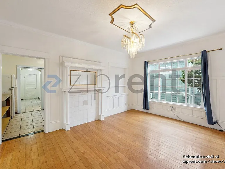 953 Apgar St — Photo 3