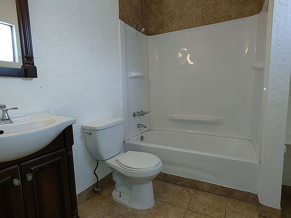 4th image of 1111 Amherst Dr SE APT 11