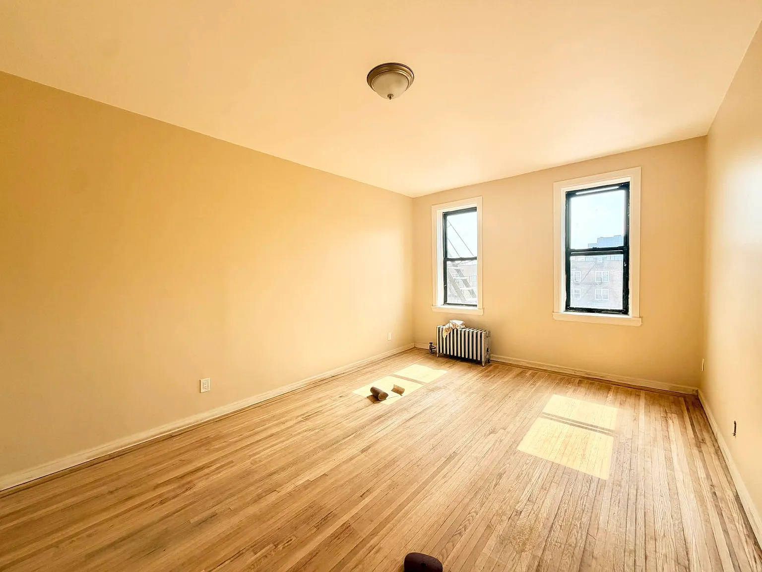 40-04 Bowne Street — Photo 2