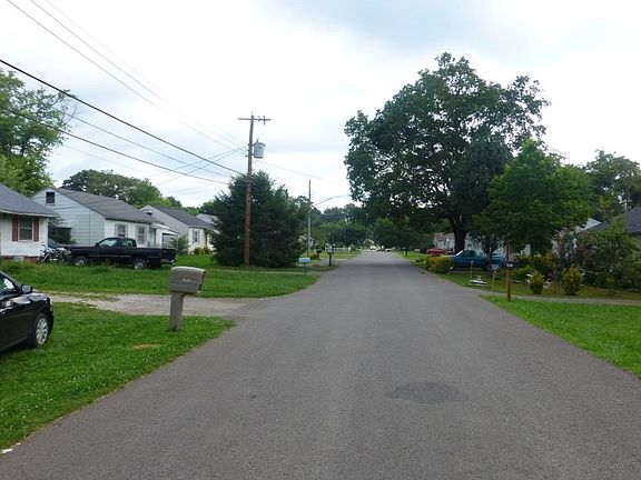 5th image of 3025 Boright Dr