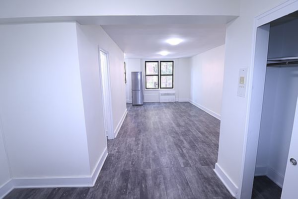 1st image of 132-25 Sanford Ave #410