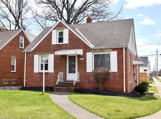 8913 Orchard Ave, Brooklyn, OH