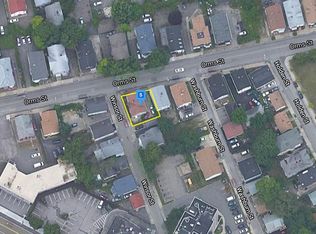 242 Orms St, Providence, RI 02908