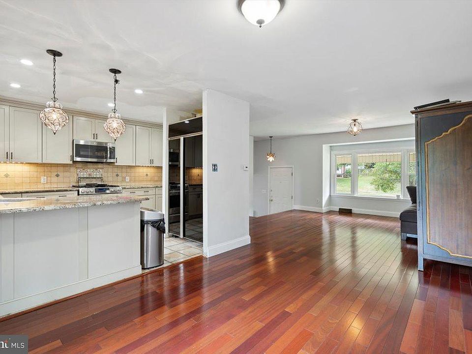 1242 Log College Dr, Warminster, PA 18974 Zillow