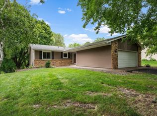 6920 Dallas Ln N, Maple Grove, MN 55311