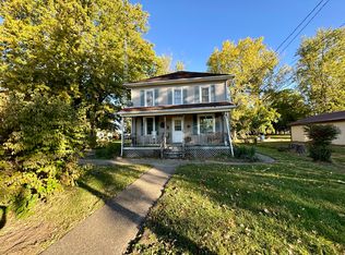 206 W Railroad St, La Moille, IL 61330