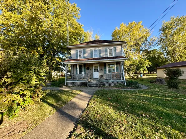 206 W Railroad St, La Moille, IL 61330