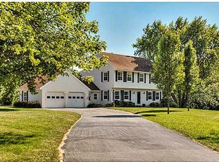 6710 Deer Creek Rd, West Des Moines, IA 50266